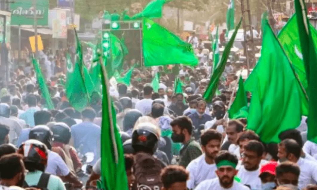 केरल में ‘डेमोग्राफी चेंज’ से थिंक टैंक ने किया आगाह, कुल आबादी में हिंदुओं से कम पर बच्चे पैदा करने में काफी आगे Satyamanch